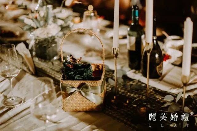 婚禮餐桌布置，一秒提升婚禮質(zhì)感！