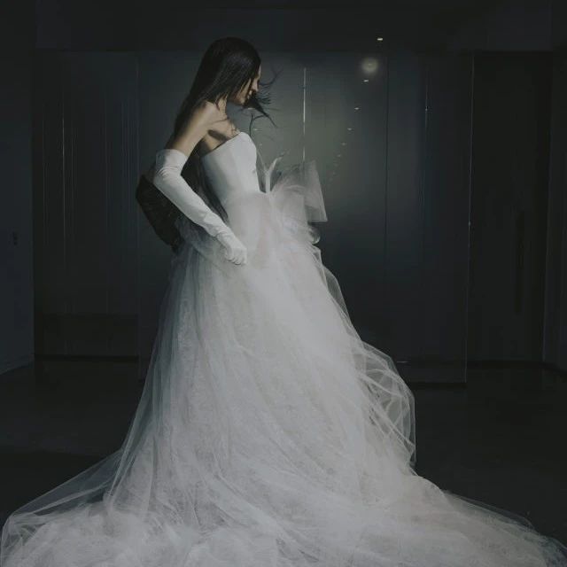 重磅！婚紗女王賣(mài)掉Vera Wang品牌！