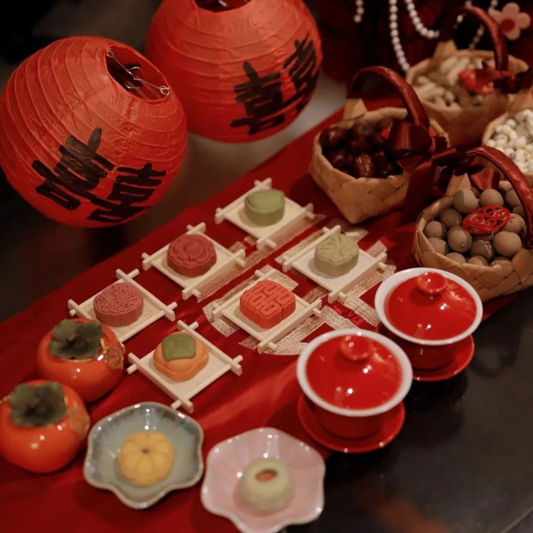 這屆新人的婚禮創(chuàng  )意也太卷了！